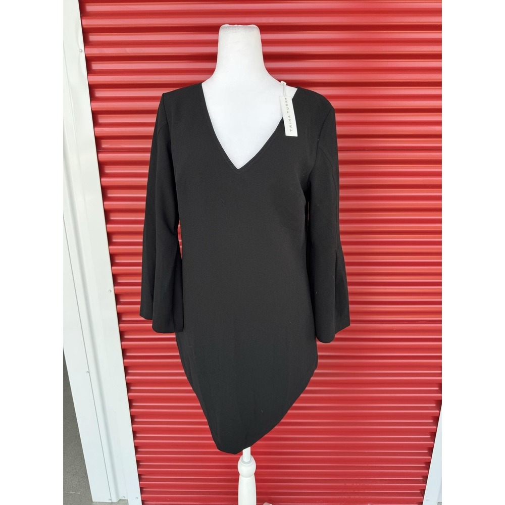 Trina Turk Dress Womens 8 Black Asymmetrical Bell Sleeve V Neck Sheath Short